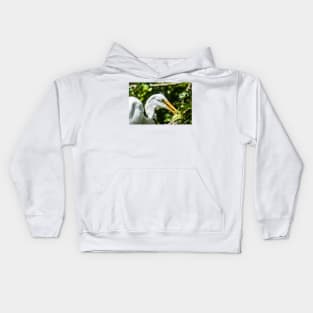 Great white egret in wildlife preserve Kids Hoodie